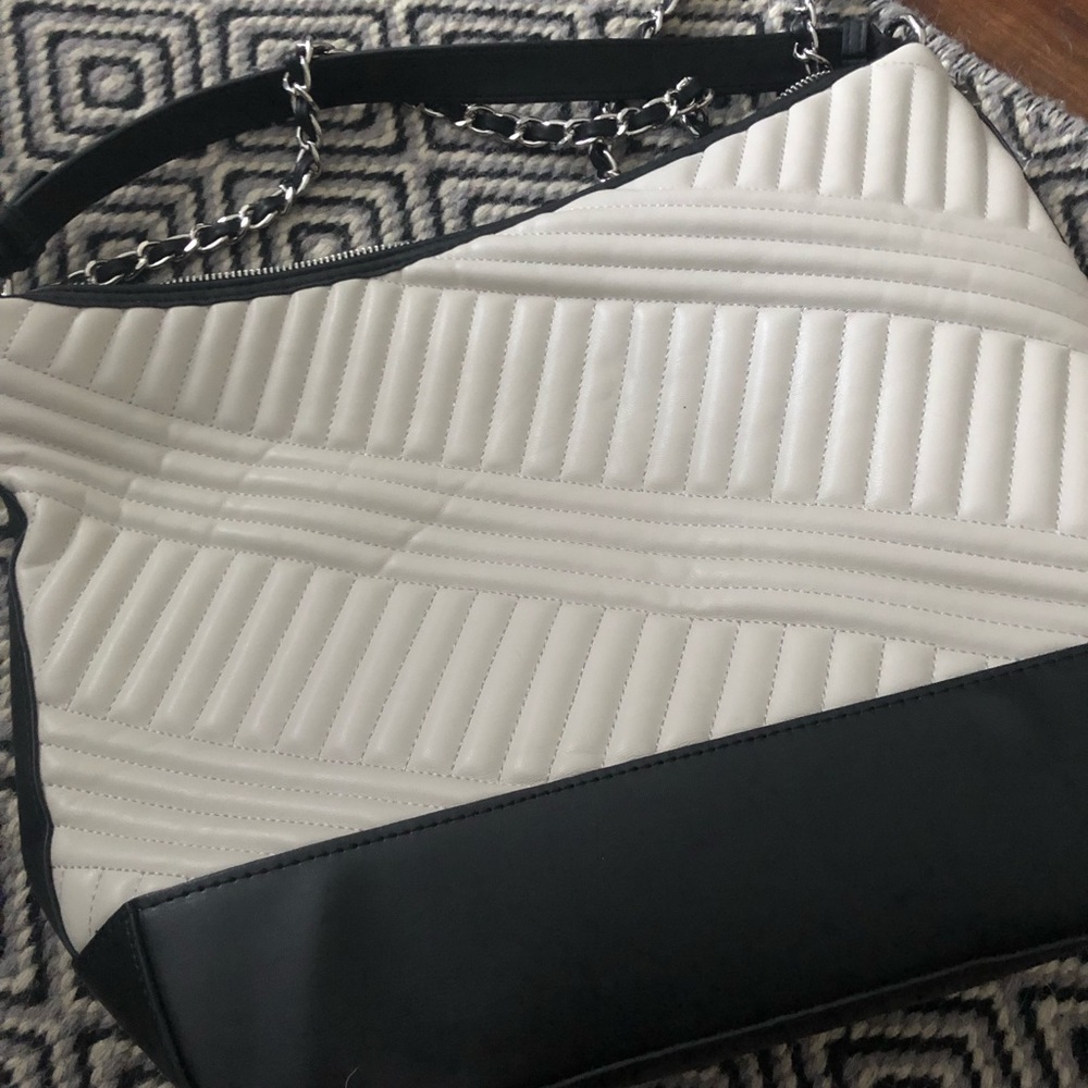 Big spacious Zara tote